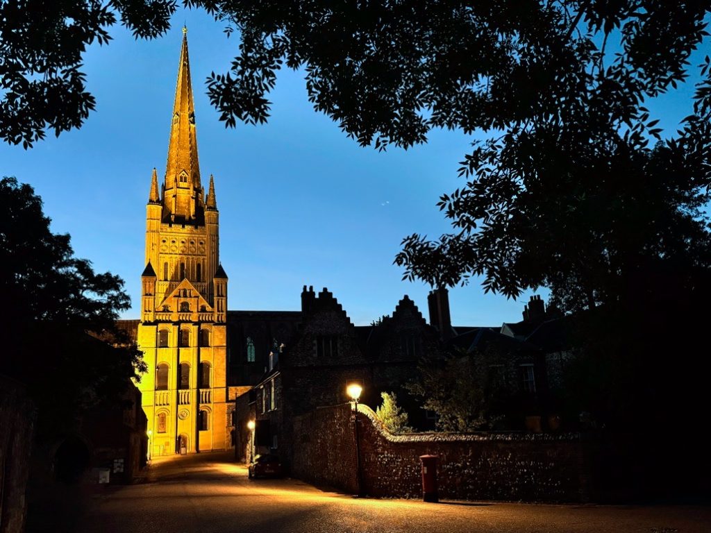 Photographing Norwich Cathedral and the Close