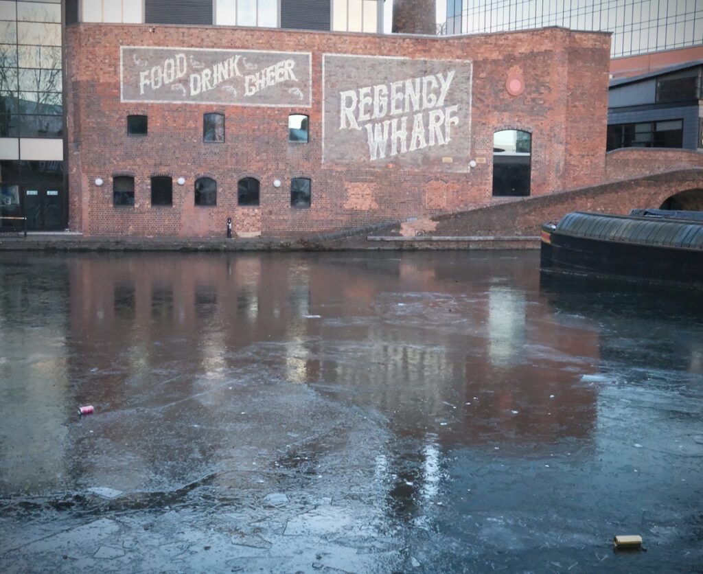 Birmingham photowalk capturing winter street photography and long shadows.