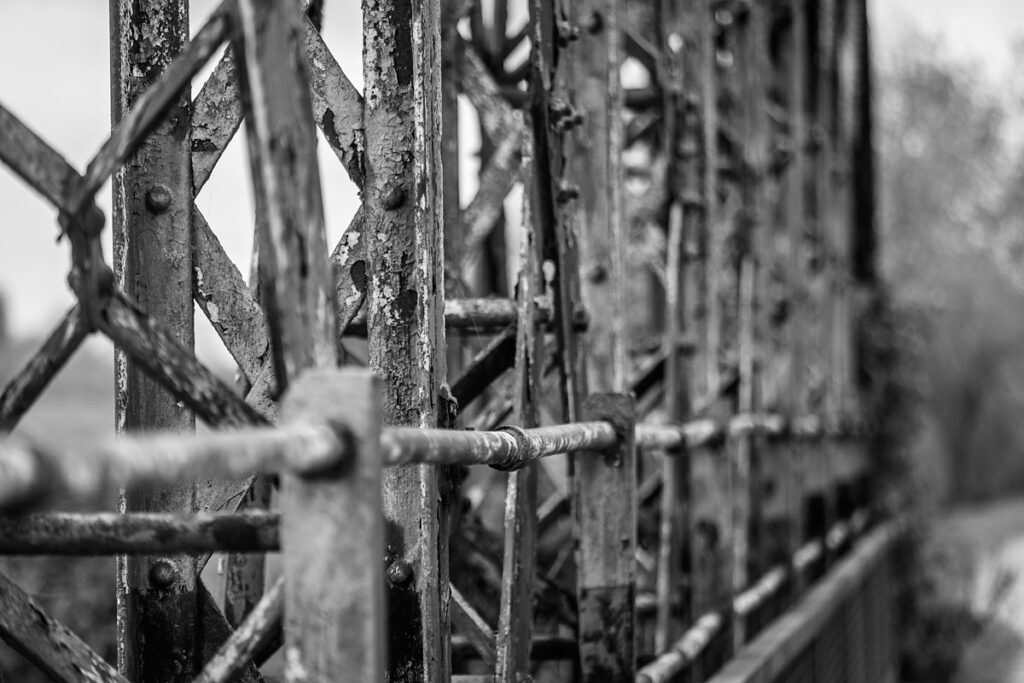 The interlacing pattern of iron girders of Stannels Bridge creates an imposing structure.