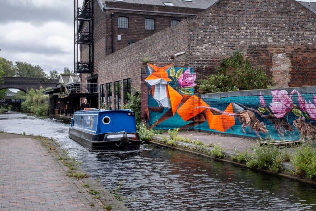 Photographing Digbeth: Canal boats and street art