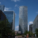 Photographing Canary Wharf 2006