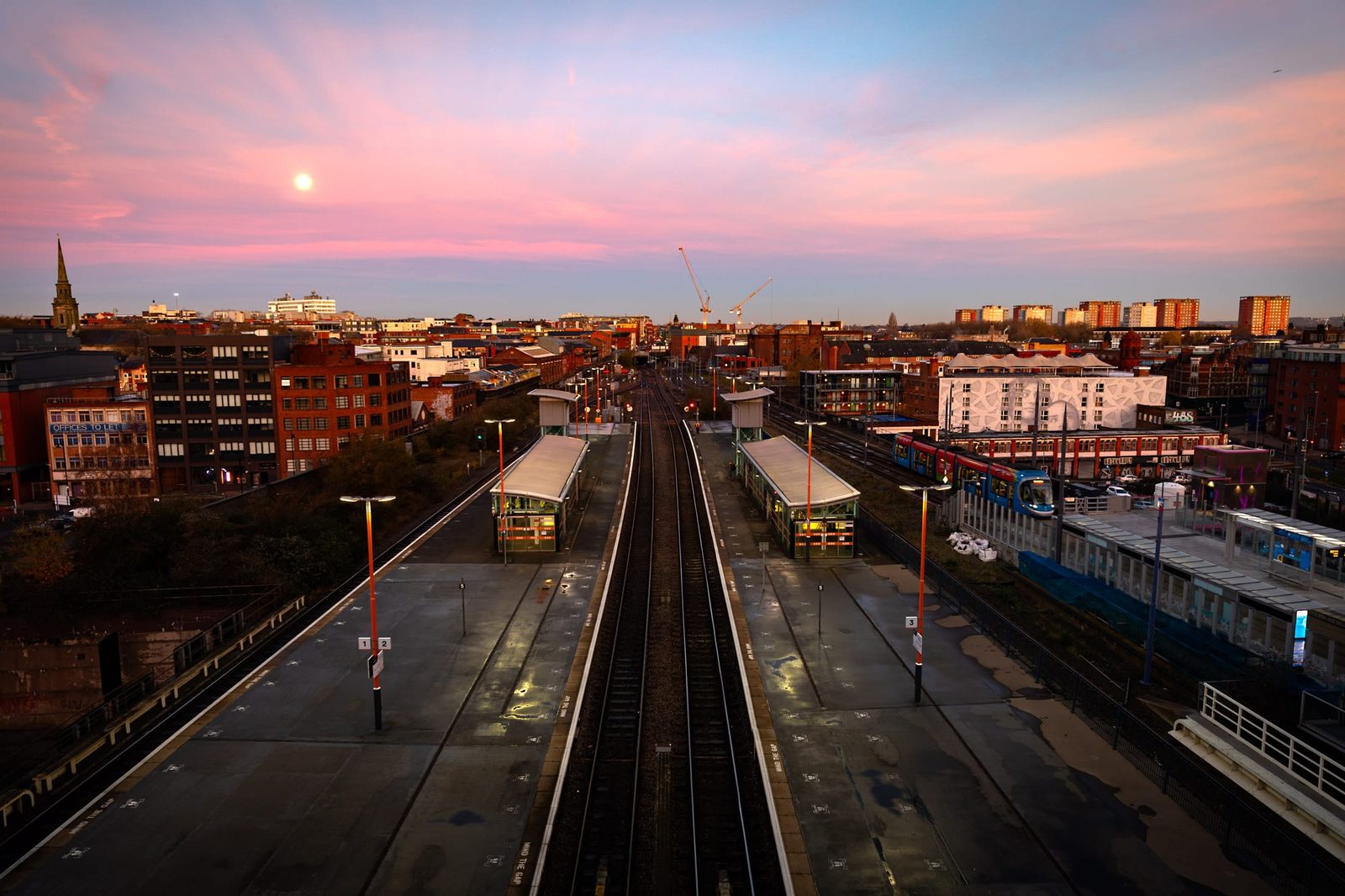 The view over Snow Hill platform