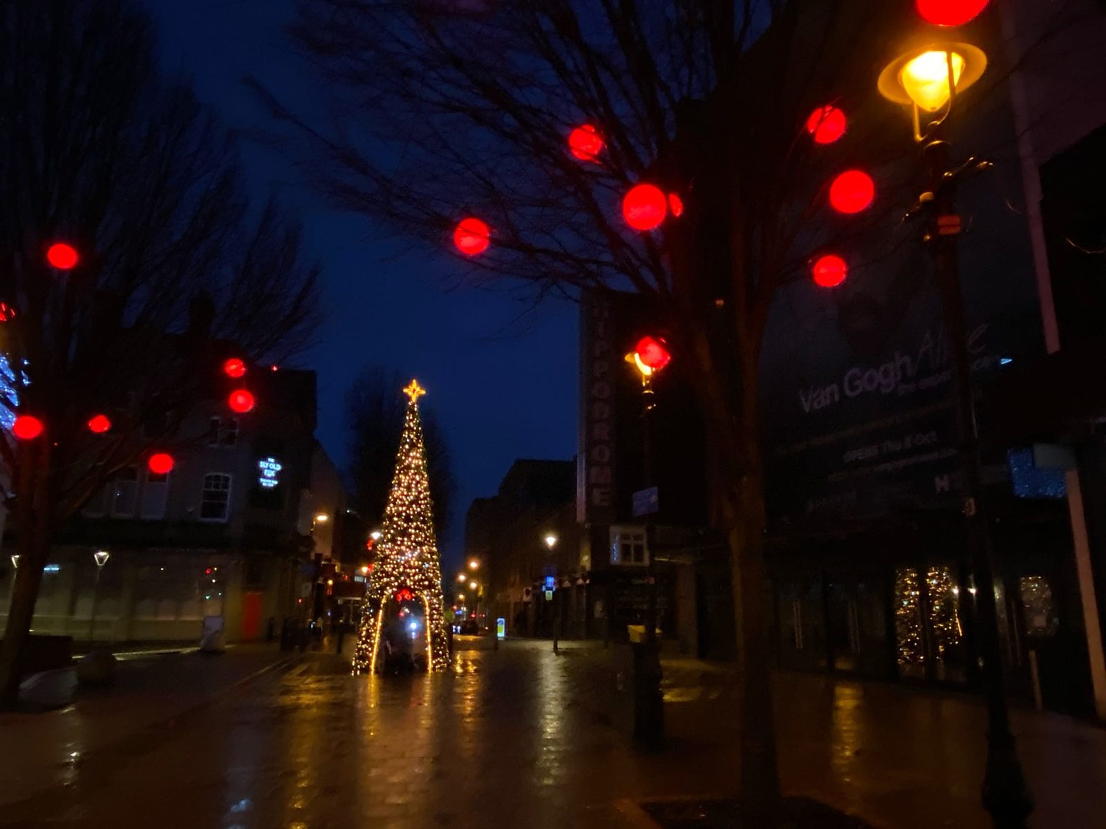 Hurst Street on a rainy morning