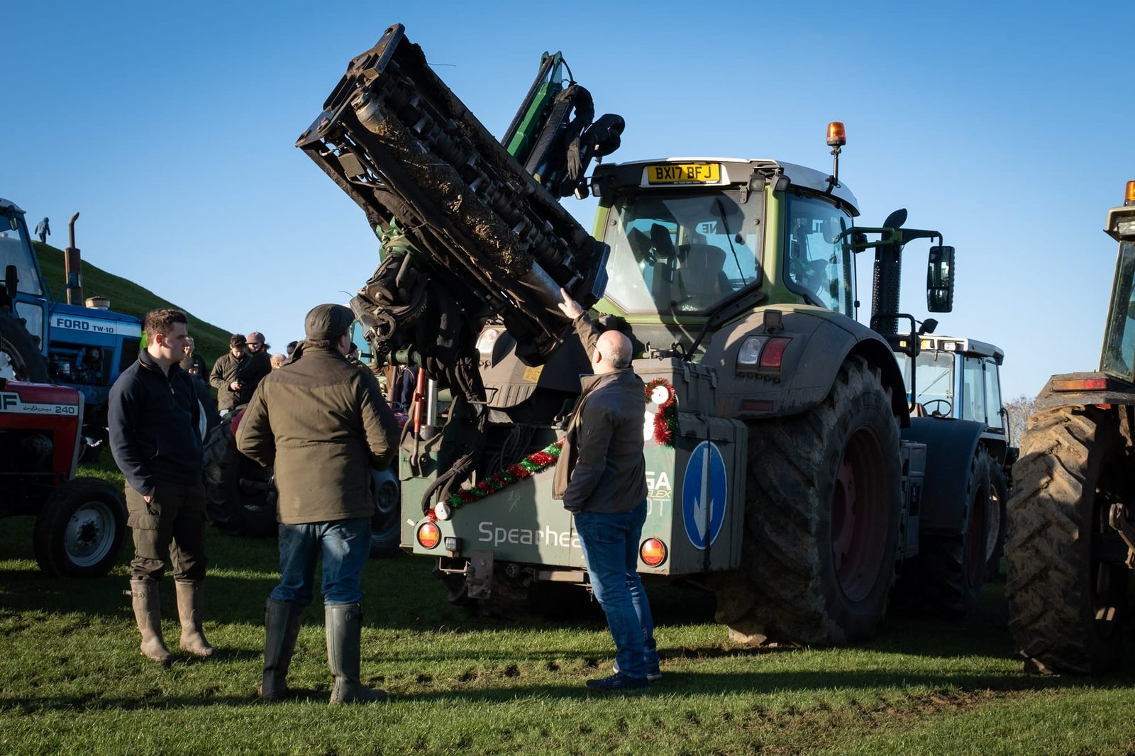 Discussing the Machinery 