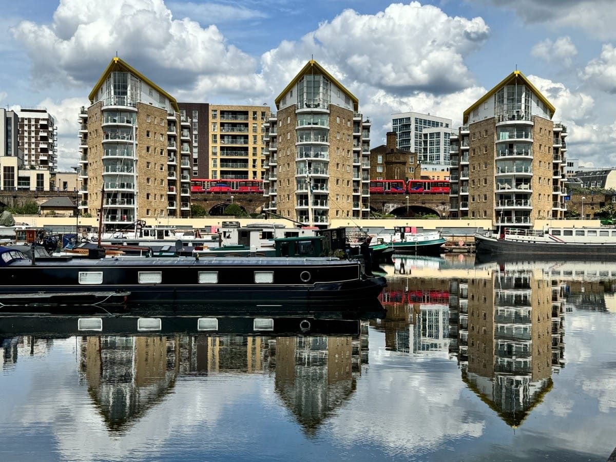 Regents_Canal_Canary_Wharf, May, 2024