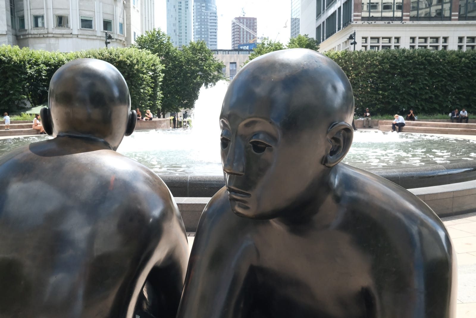 Photographing Canary Wharf 2006