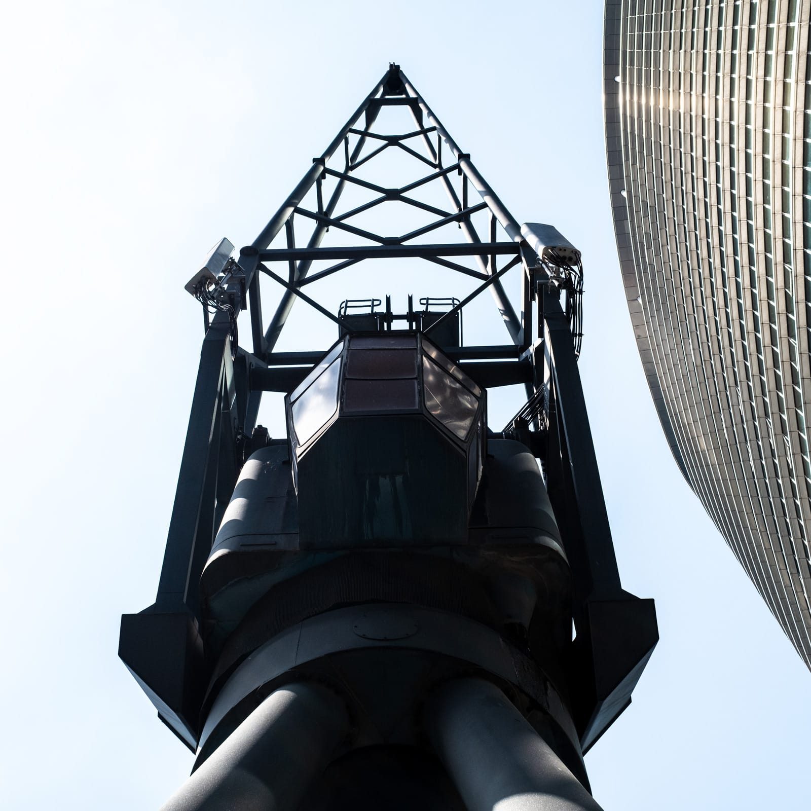 Photographing Canary Wharf 2006