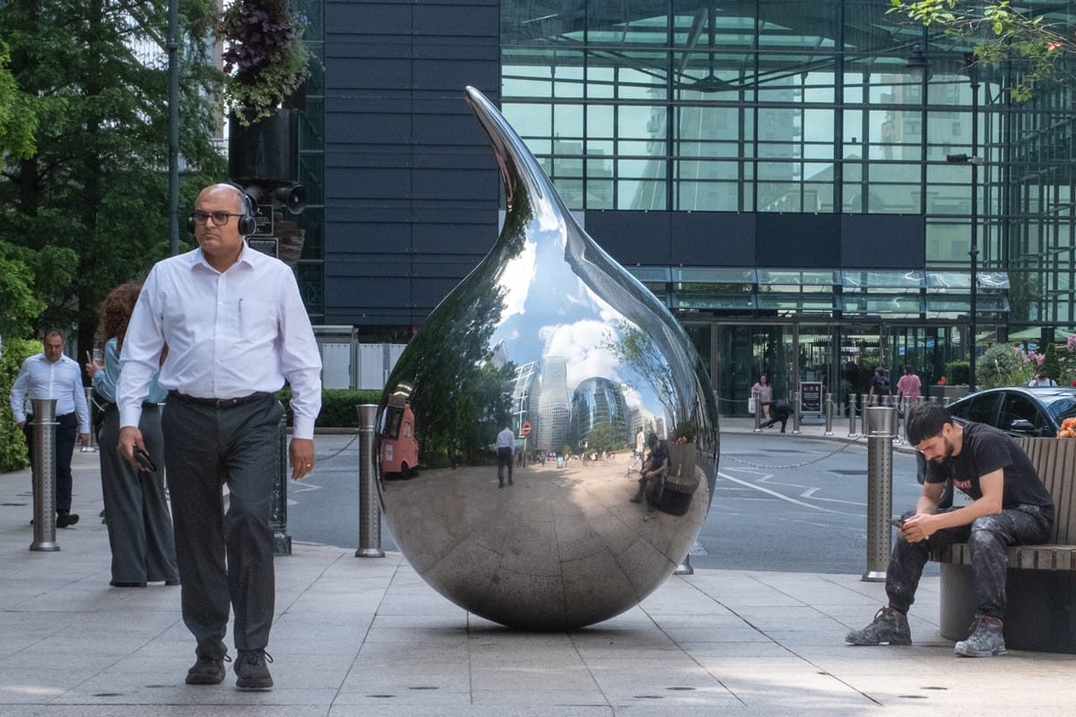 Photographing Canary Wharf 2006