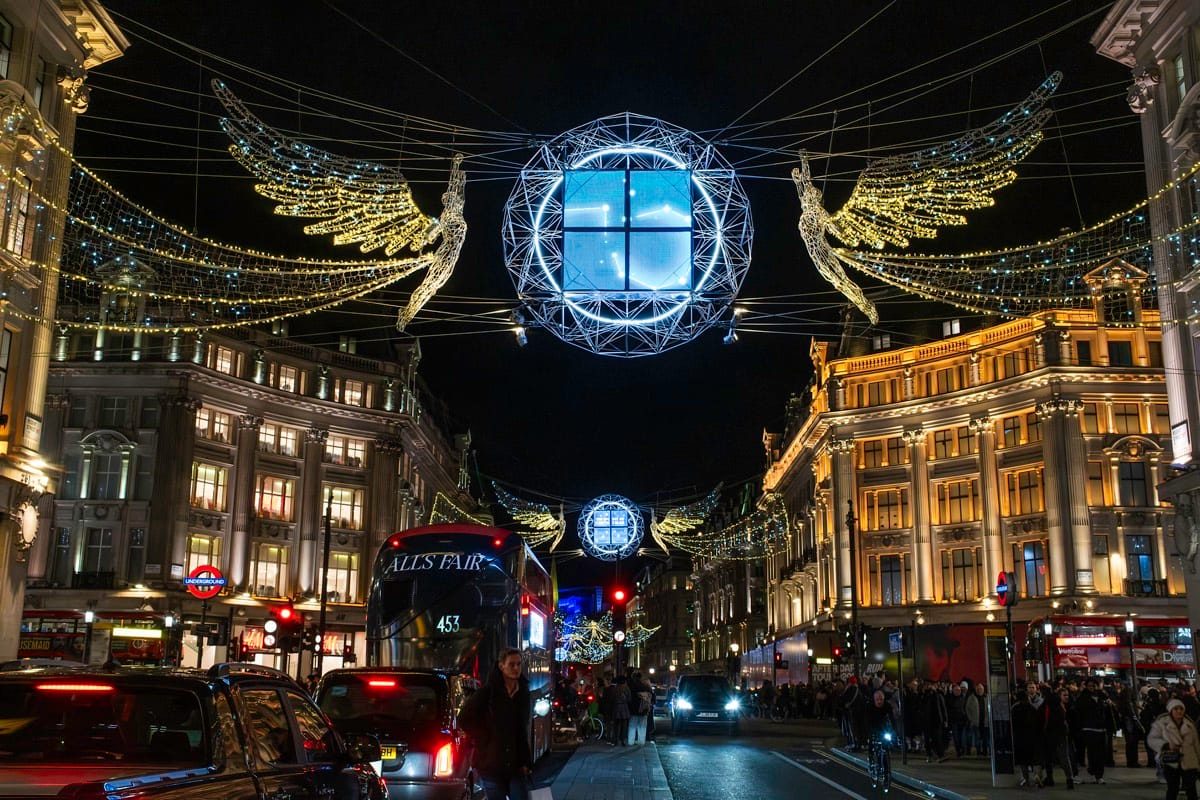 Wandering Through London’s Christmas Lights: A Night of Colour, Chaos and Calm