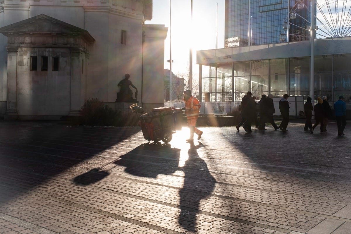 Birmingham photowalk capturing winter street photography and long shadows.