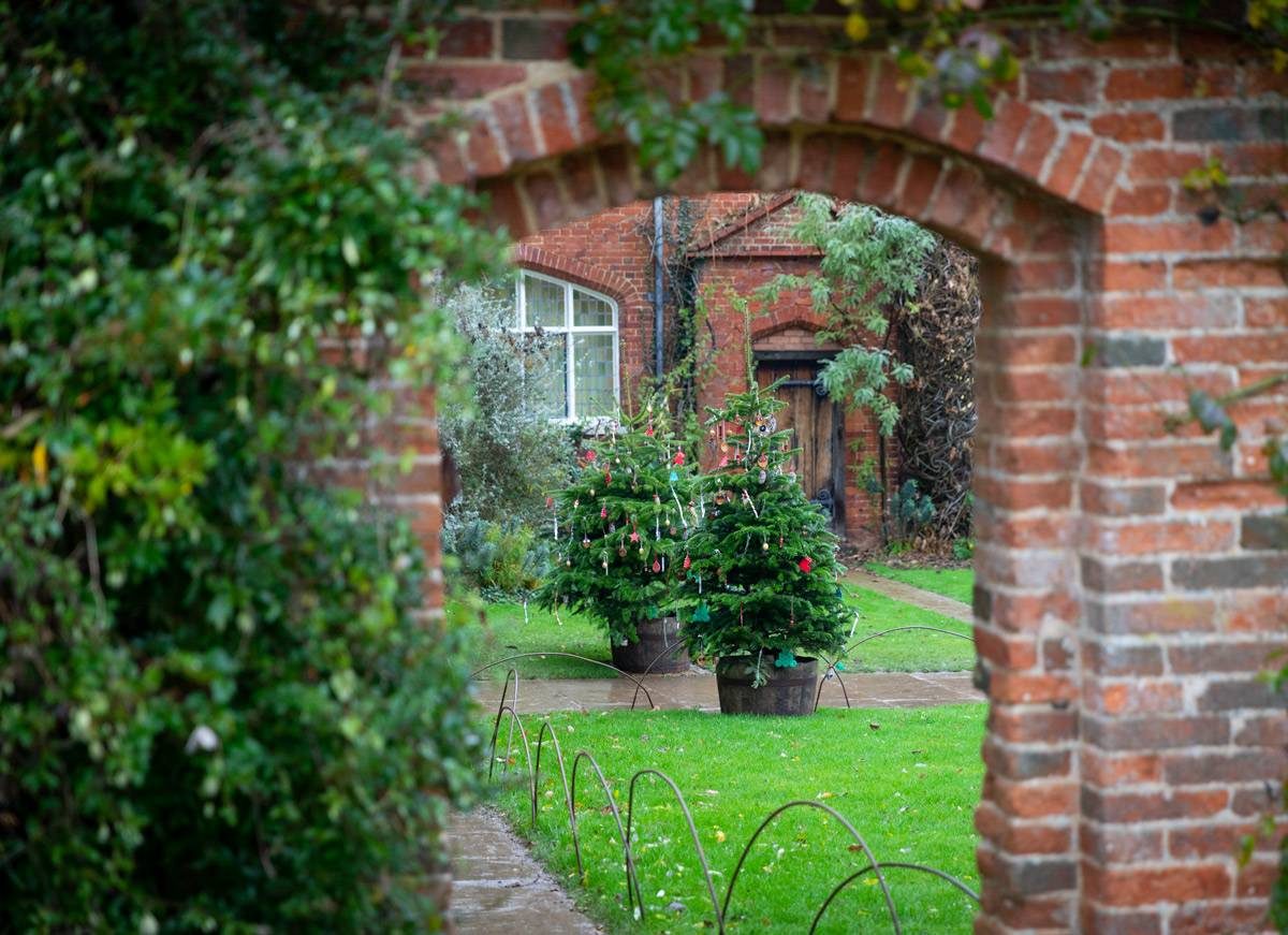 Packwood House at Christmas