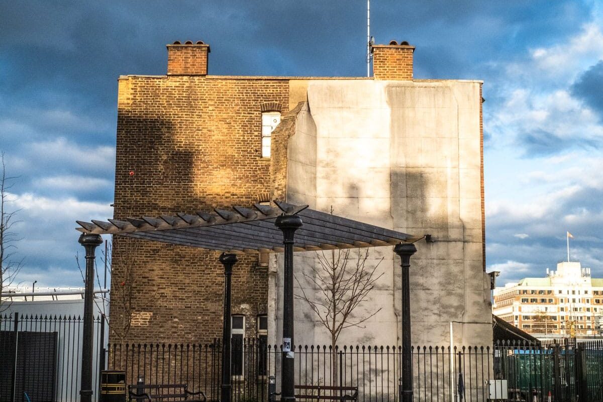 Starcross Yard – an escape from Euston Station
