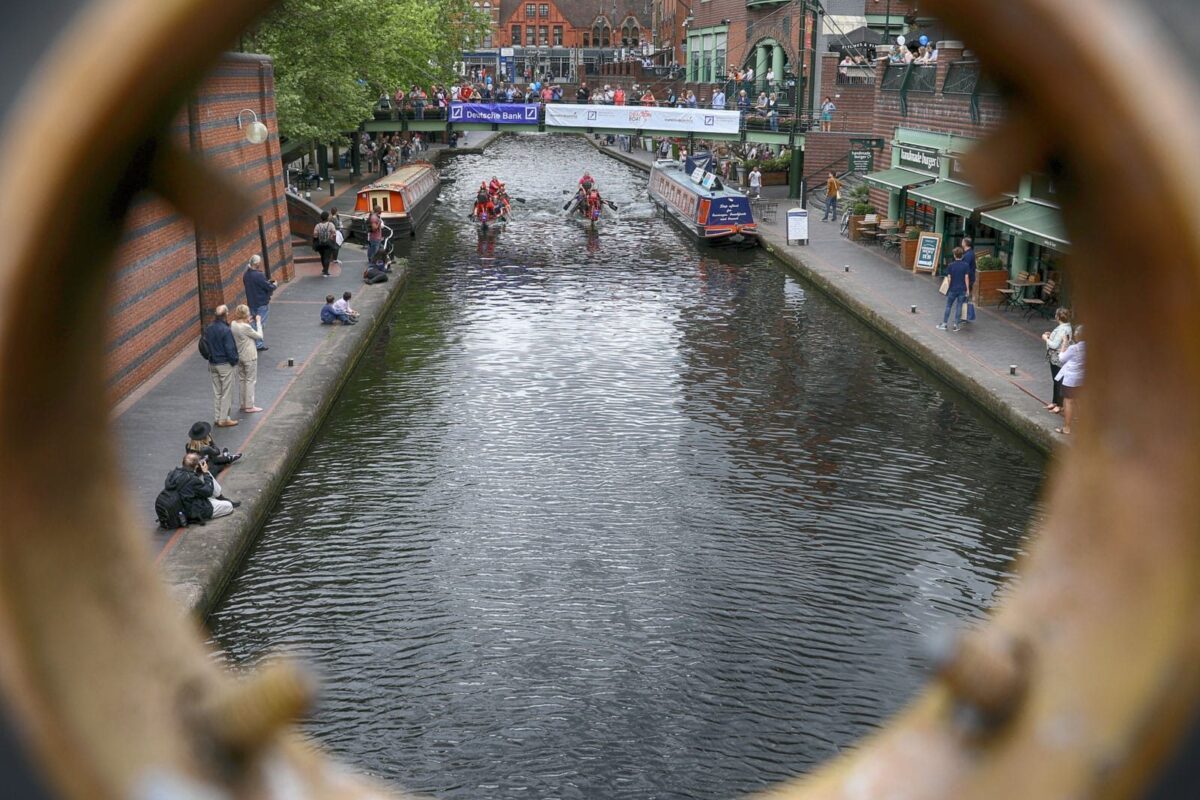 Dragon Boat Racing