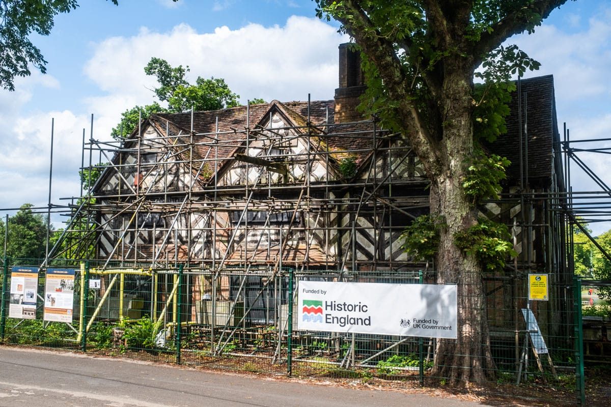 Behind the Scaffolding: A Glimpse Inside the Golden Lion